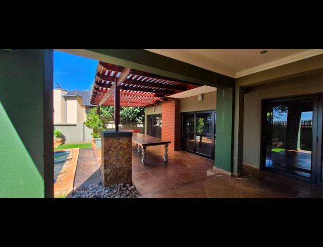 5 BEDROOM PROPERTY TO RENT IN MIDLANDS ESTATE